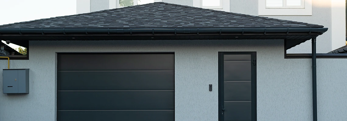 Insulated Garage Door Installation for Modern Homes in Lehigh Acres, Florida