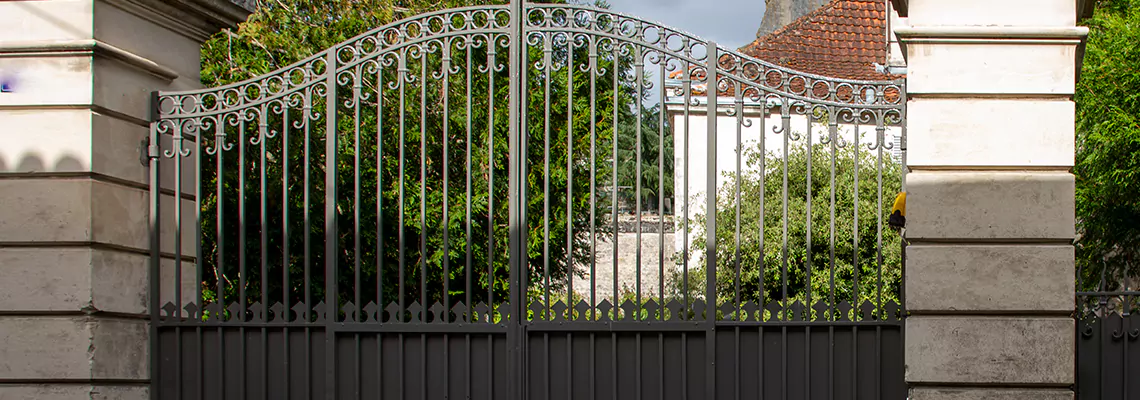 Wooden Swing Gate Repair in Lehigh Acres, FL